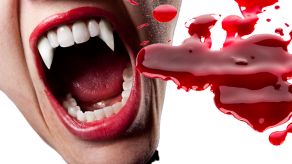 (image for) Halloween Fake Blood & Horror Teeth