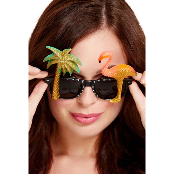 Flamingo And Palm Tree Specs