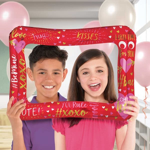 Love Inflatable Foil Selfie Frame